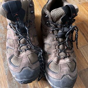 Pacific Mountain Brown Hiking Sneakers